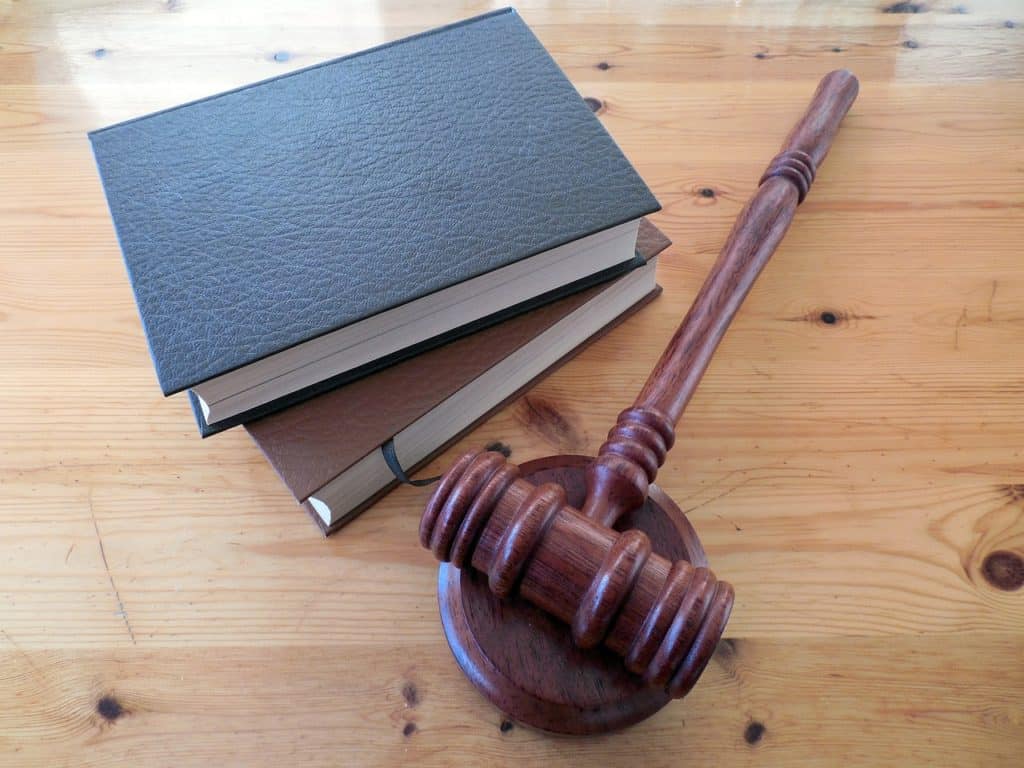 5 reasons to become a lawyer. This is a careers choice post from Morning Business Chat.