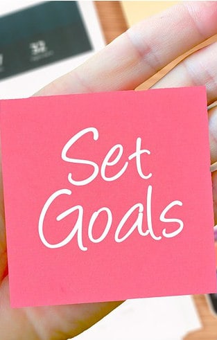  The Smart Way To Set and Smash Your Business Goals