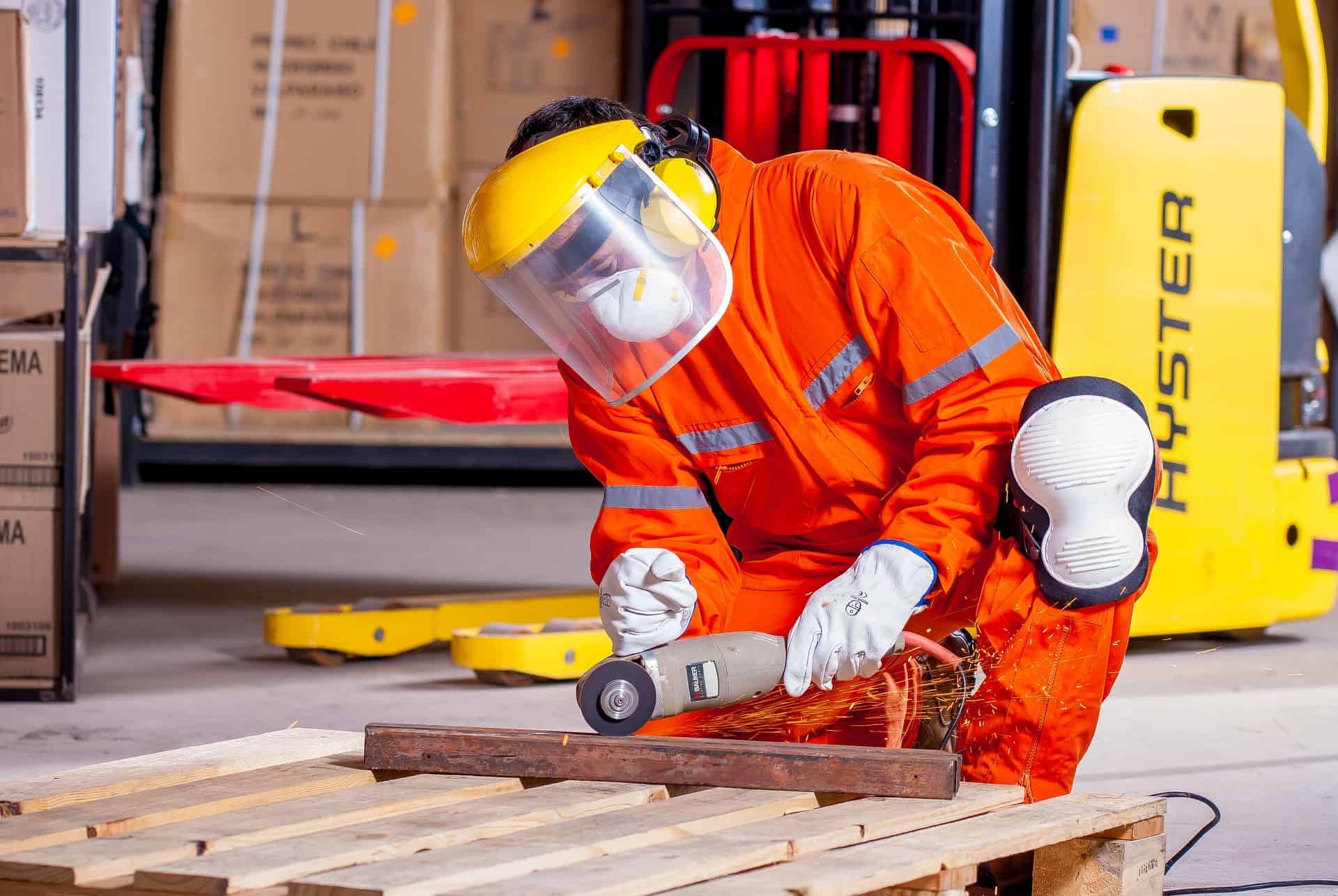 4 Rules For Manufacturing In Small Business